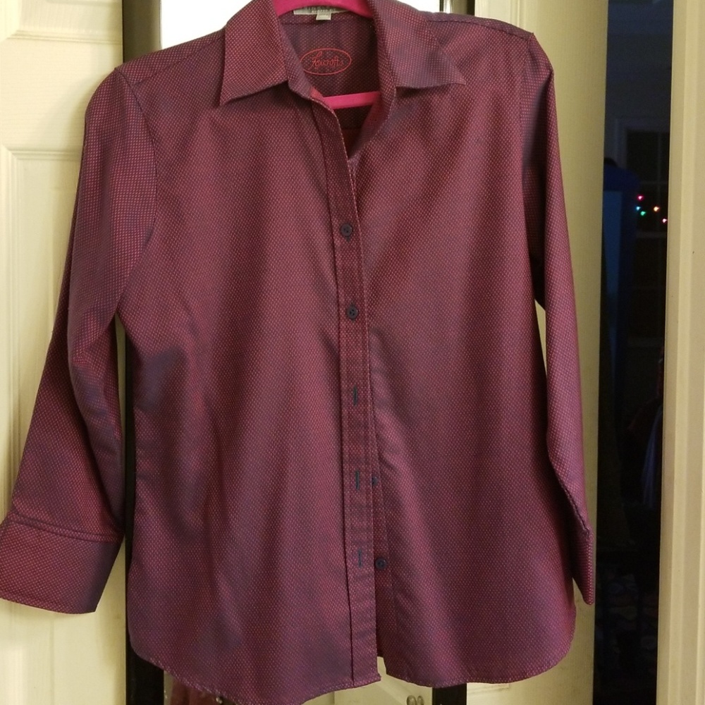 Foxcroft 3/4 length sleeve blouse.